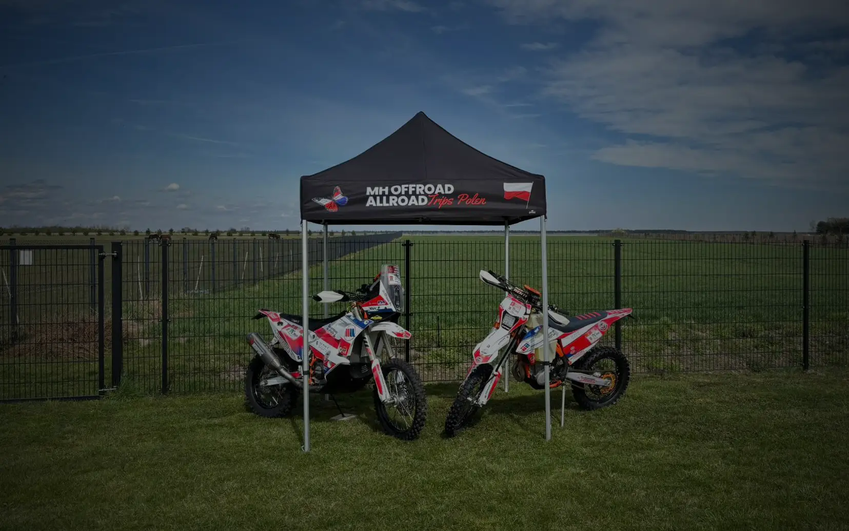 Begeleide offroad en allroad motorreis in Polen met motoren op onverharde route